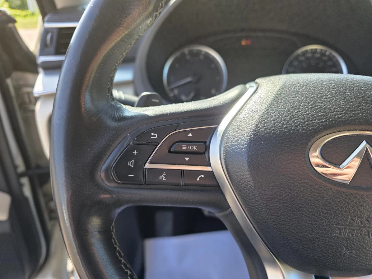 2019 Infiniti QX50 LUXE AWD Image principale