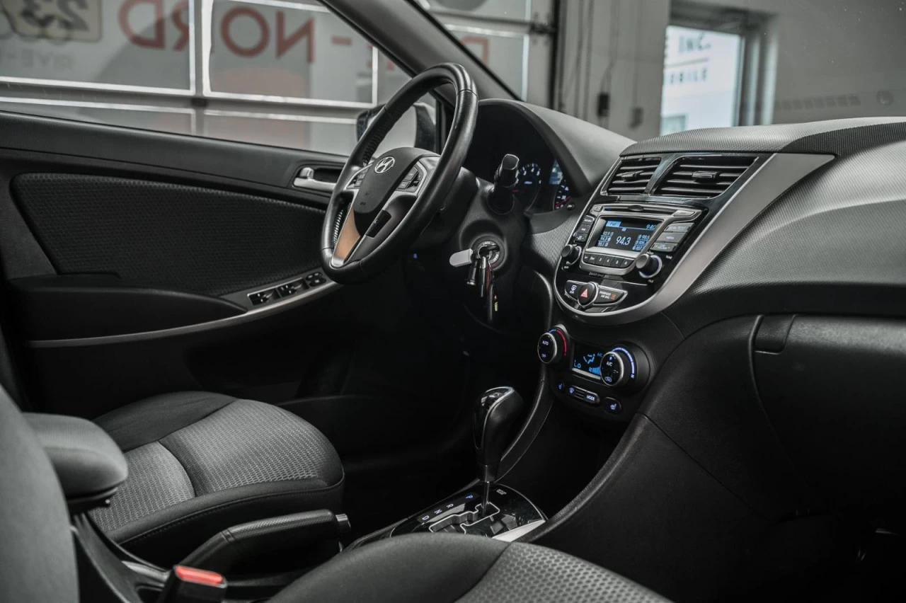 2017 Hyundai Accent GLS MAGS+TOIT.OUVRANT+SIEGES.CHAUFF+BLUETOOTH Image principale