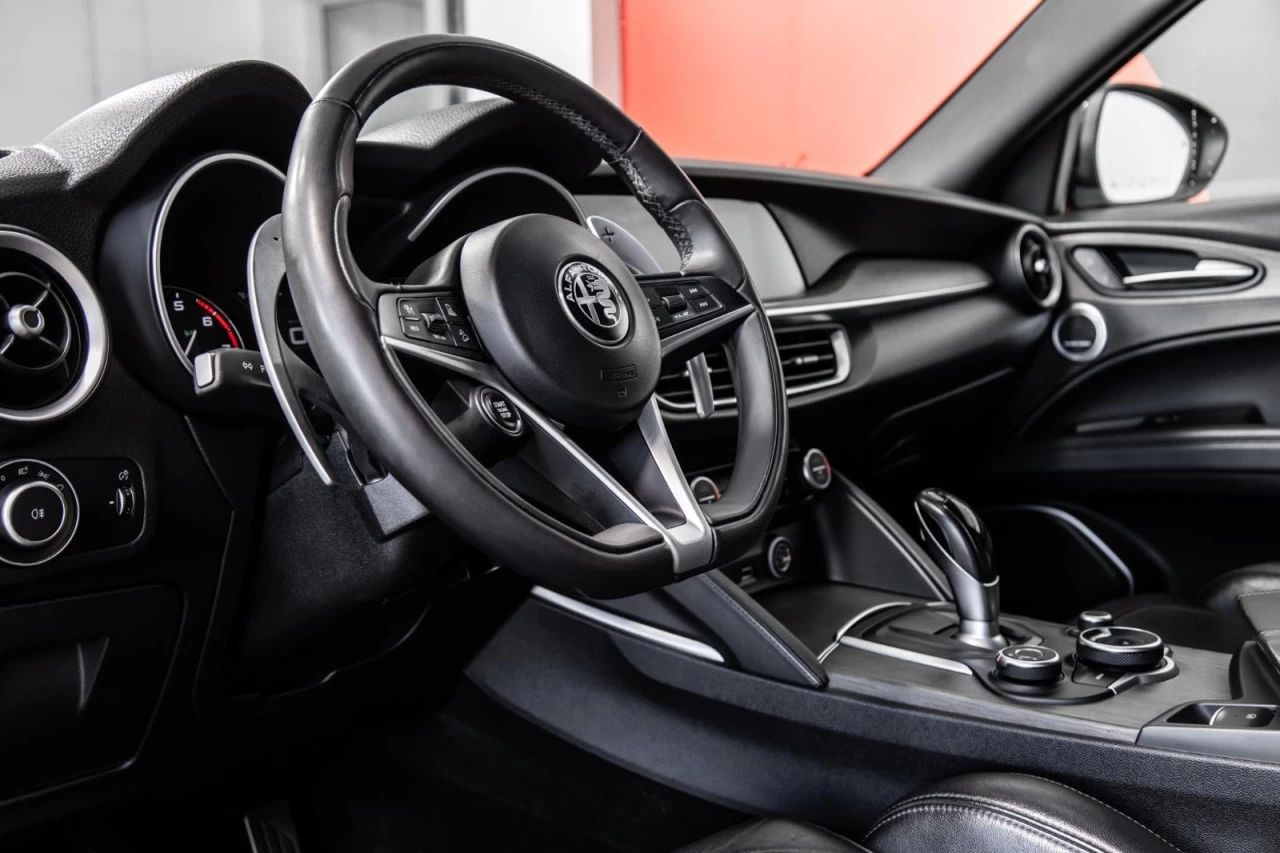 2018 Alfa Romeo Stelvio Ti Sport AWD NAVI+CUIR+TOIT.OUVRANT Image principale