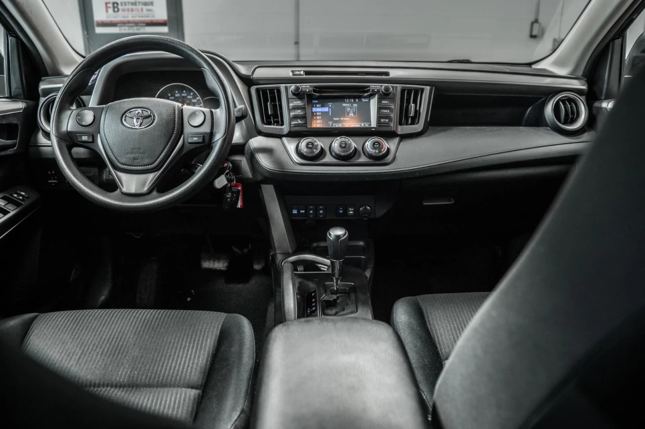 2016 Toyota RAV4 LE MAGS+SIEGES.CHAUFF+BLUETOOTH+CAM.RECUL Main Image