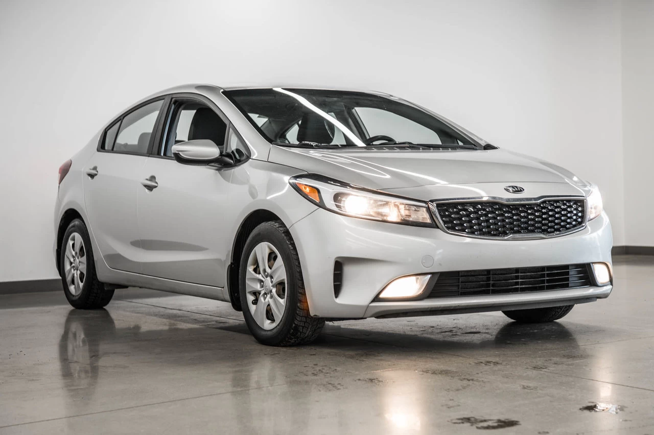 2017 Kia Forte Lx Bluetooth+sieges Main Image