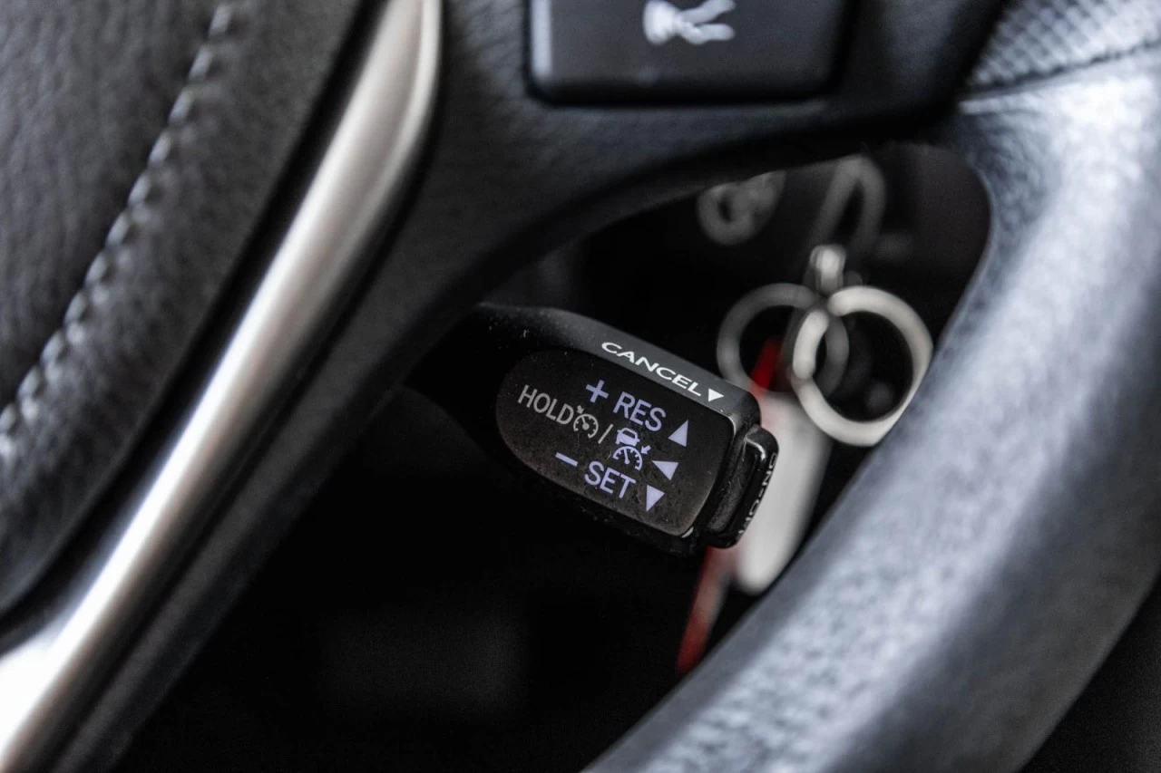 2017 Toyota RAV4 LE MAGS+SIEGES.CHAUFF+BLUETOOTH+CAM.RECUL Main Image