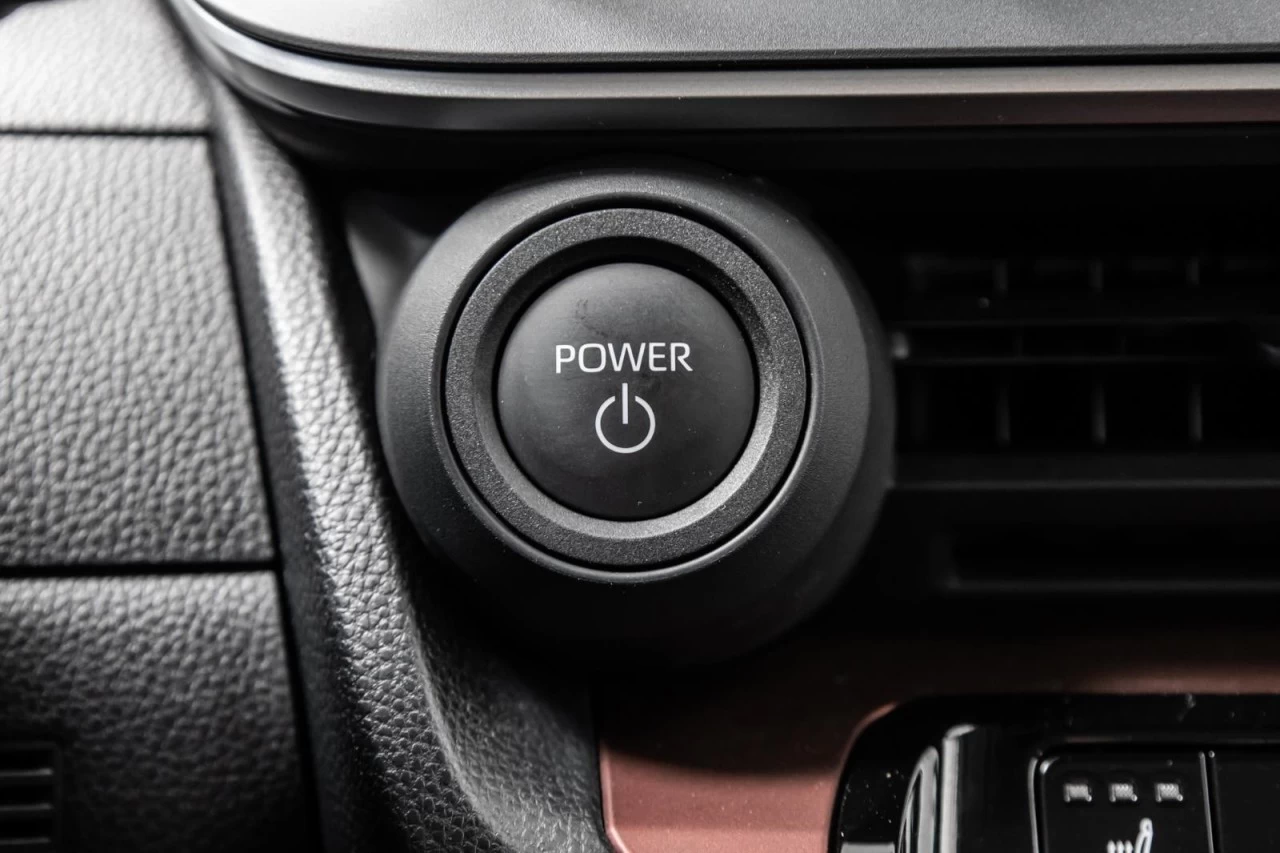 2024 Toyota Prius Prime SE MAGS+SIEGES.CHAUFF+BLUETOOTH+CAM.RECUL+CARPLAY Image principale
