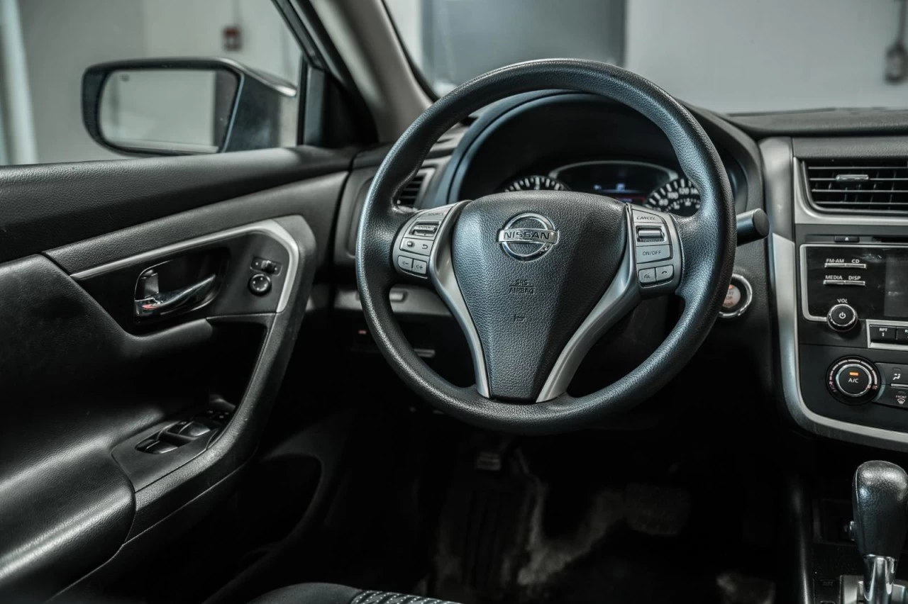 2016 Nissan Altima Automatique KM D'AUTOROUTE! Image principale
