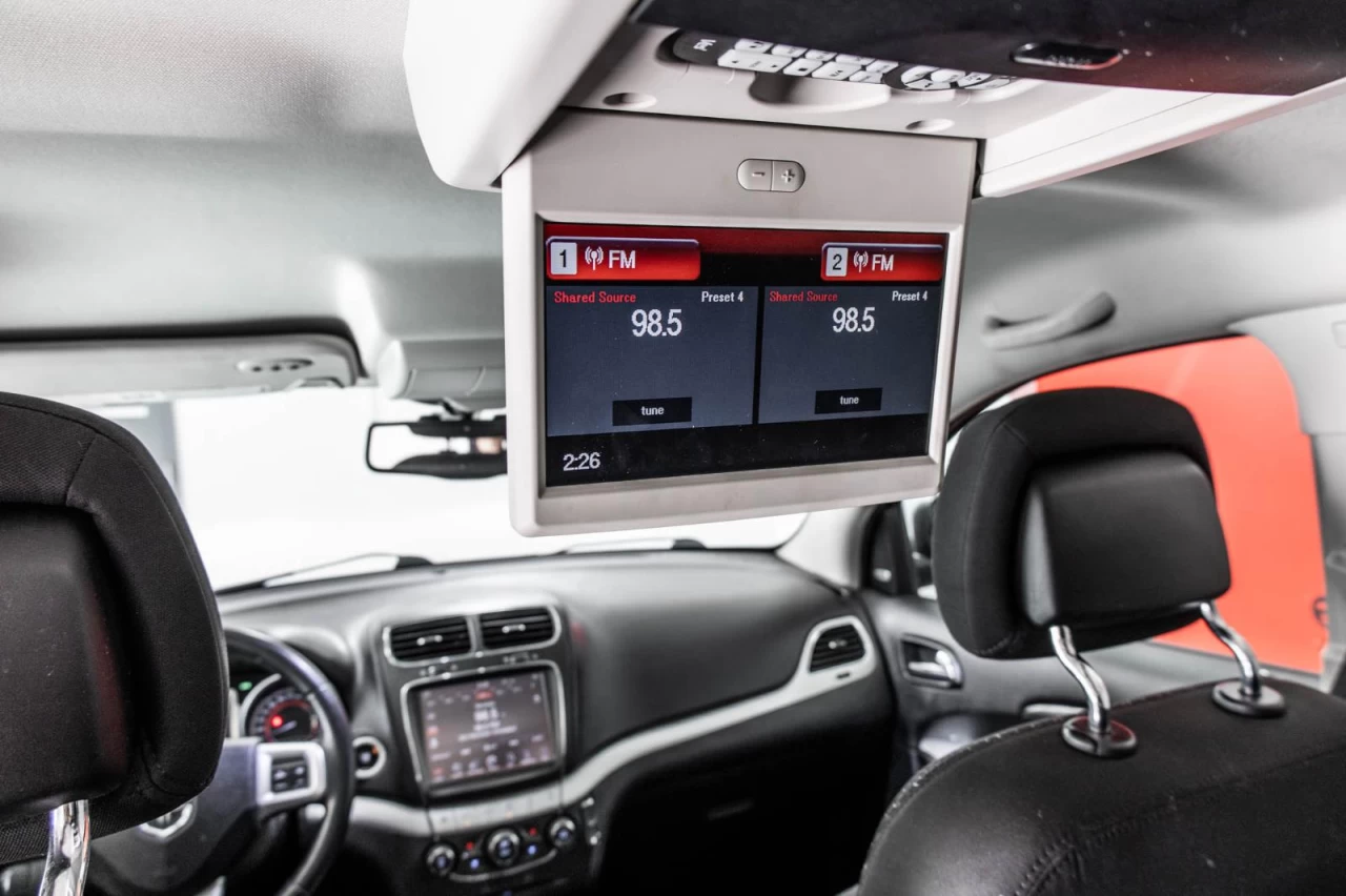 2015 Dodge Journey SXT V6 2x4 7 places Garantie 1 AN Image principale