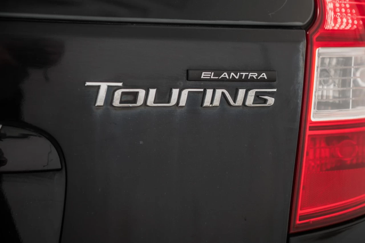 2010 Hyundai Elantra Touring Automatique AUBAINE!!! Main Image