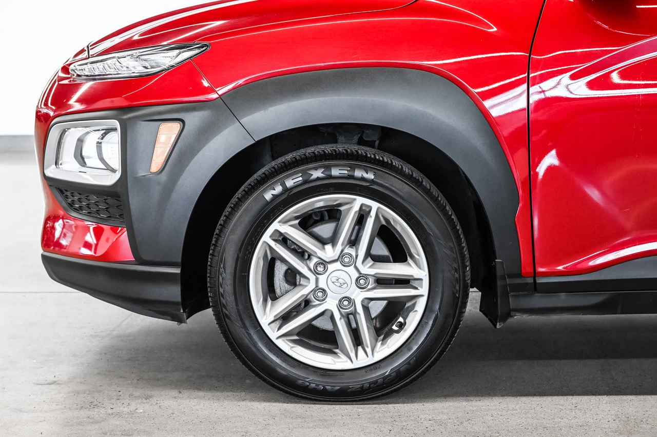 2021 Hyundai Kona Essential Main Image