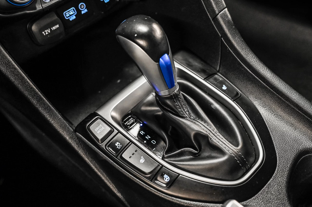 2020 Hyundai Veloster Luxury Image principale