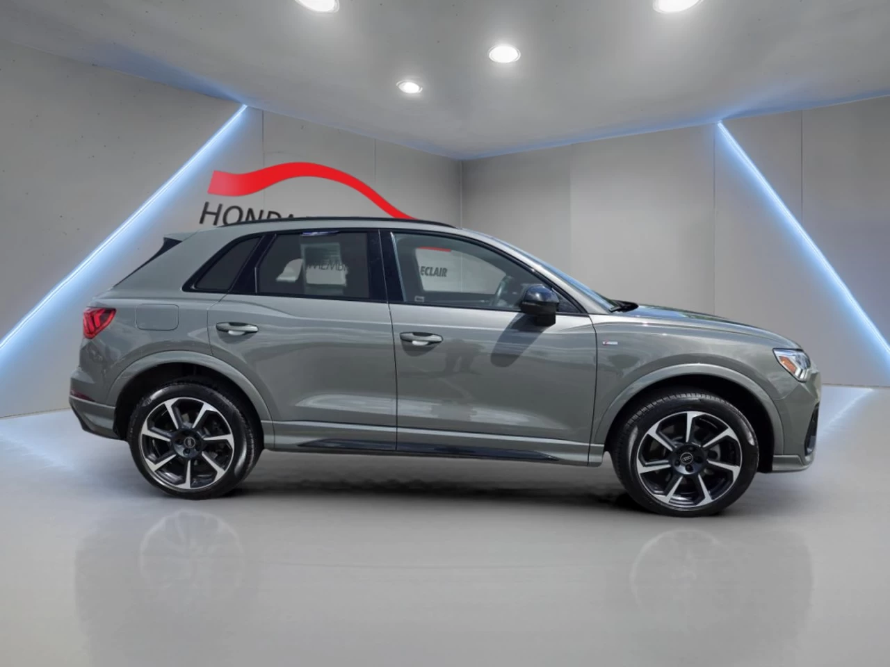 2024 Audi Q3 Progressiv 45 TFSI quattro Image principale