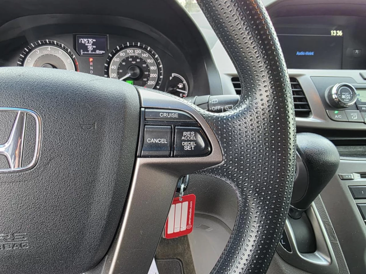 2016 Honda Odyssey SE Image principale