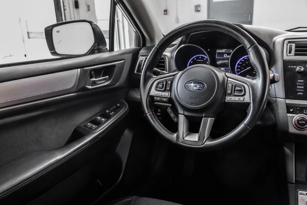 2017 Subaru Outback 2.5i Touring w-Tech Pkg TOIT.OUVRANT+SIEGES.CHAUFF Main Image