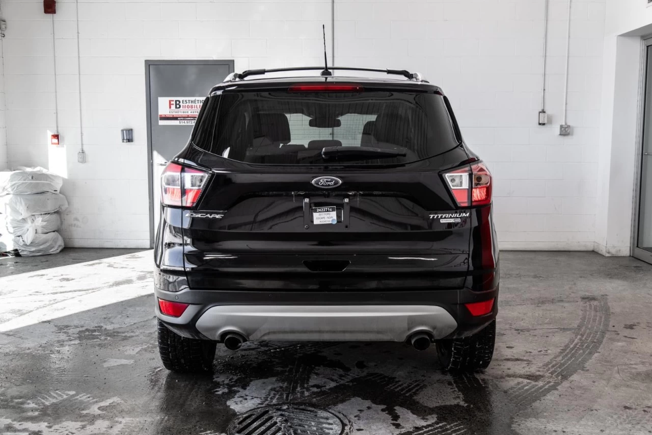 2017 Ford Escape Titanium 4WD+NAVI+TOIT.PANO+CUIR+SIEGES.CHAUFFANTS Image principale