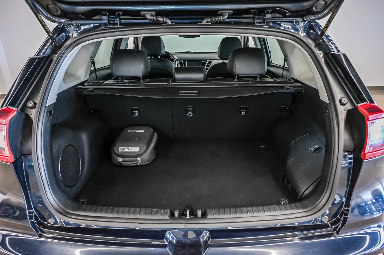 2019 Kia Niro Plug-In Hybrid Ex Main Image
