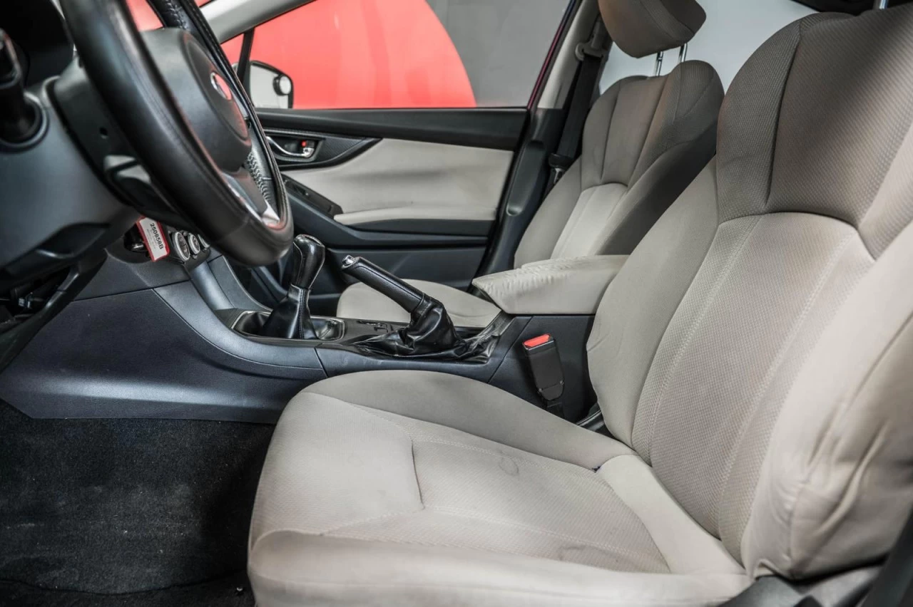 2017 Subaru Impreza Touring Manuelle 4x4 Garantie 1 AN Main Image