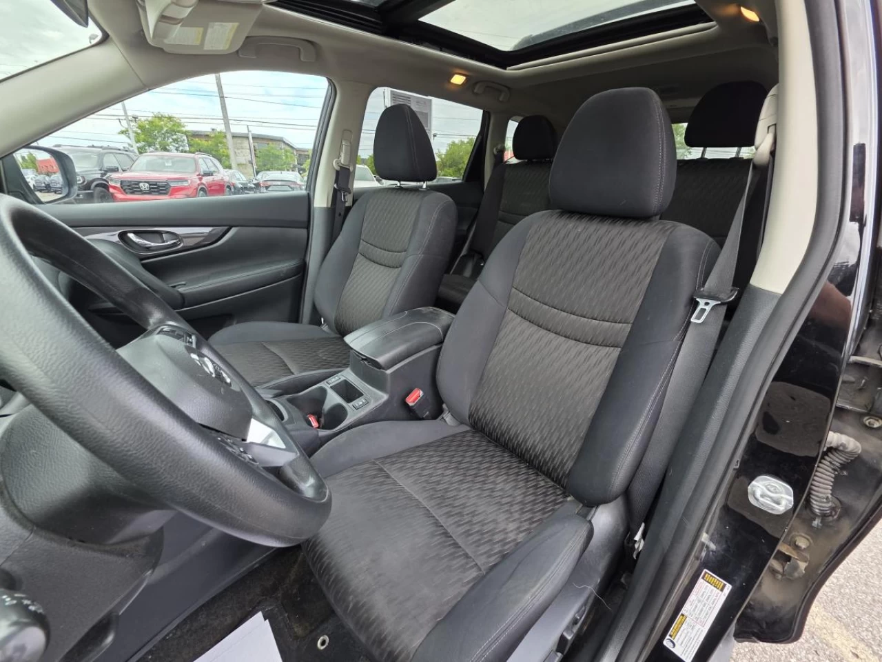 2017 Nissan Rogue AWD 4dr S *Ltd Avail* Image principale