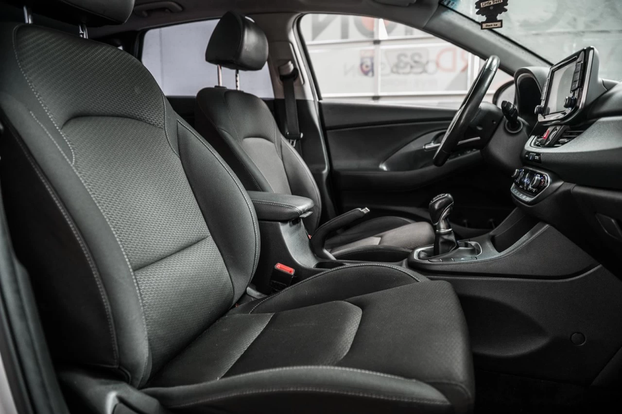 2018 Hyundai Elantra GT GLS MAGS+TOIT.OUVRANT+VOLANT/SIEGES.CHAUFF+CARPLAY Image principale