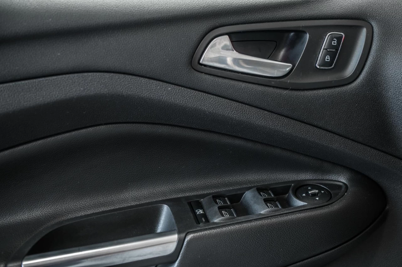2015 Ford C-MAX SE Garantie 1 AN Main Image