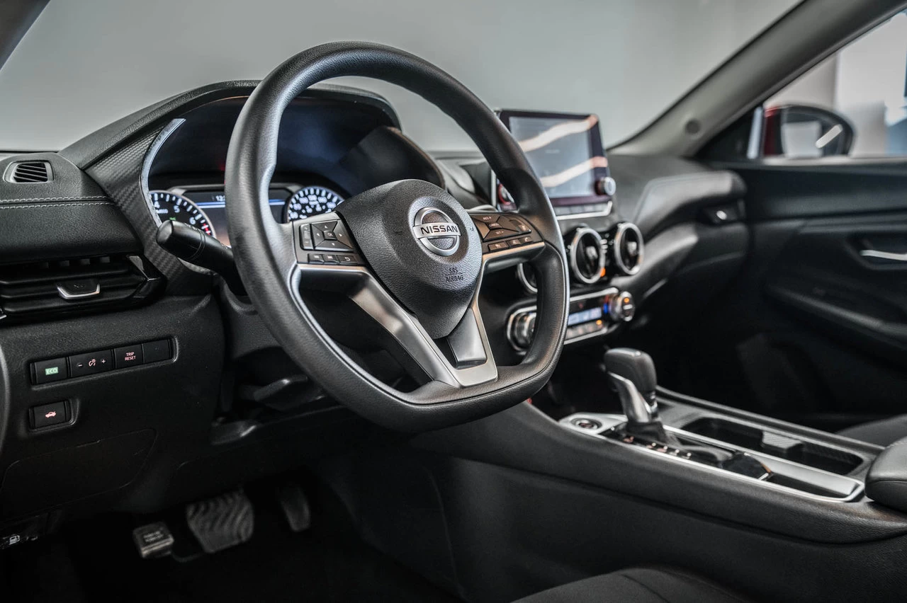 2023 Nissan Sentra Sv Mags+toit.ouvrant Main Image