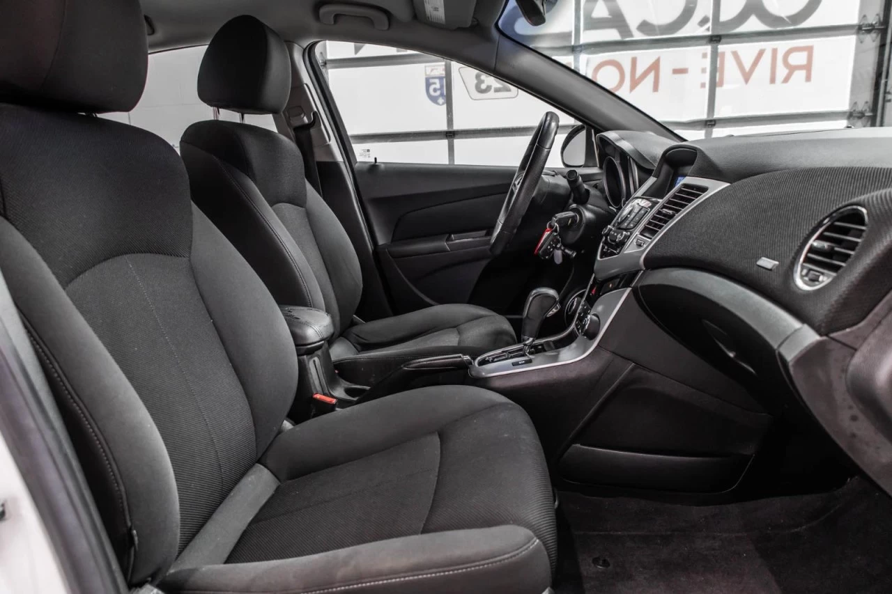 2011 Chevrolet Cruze Automatique BAS KM Image principale