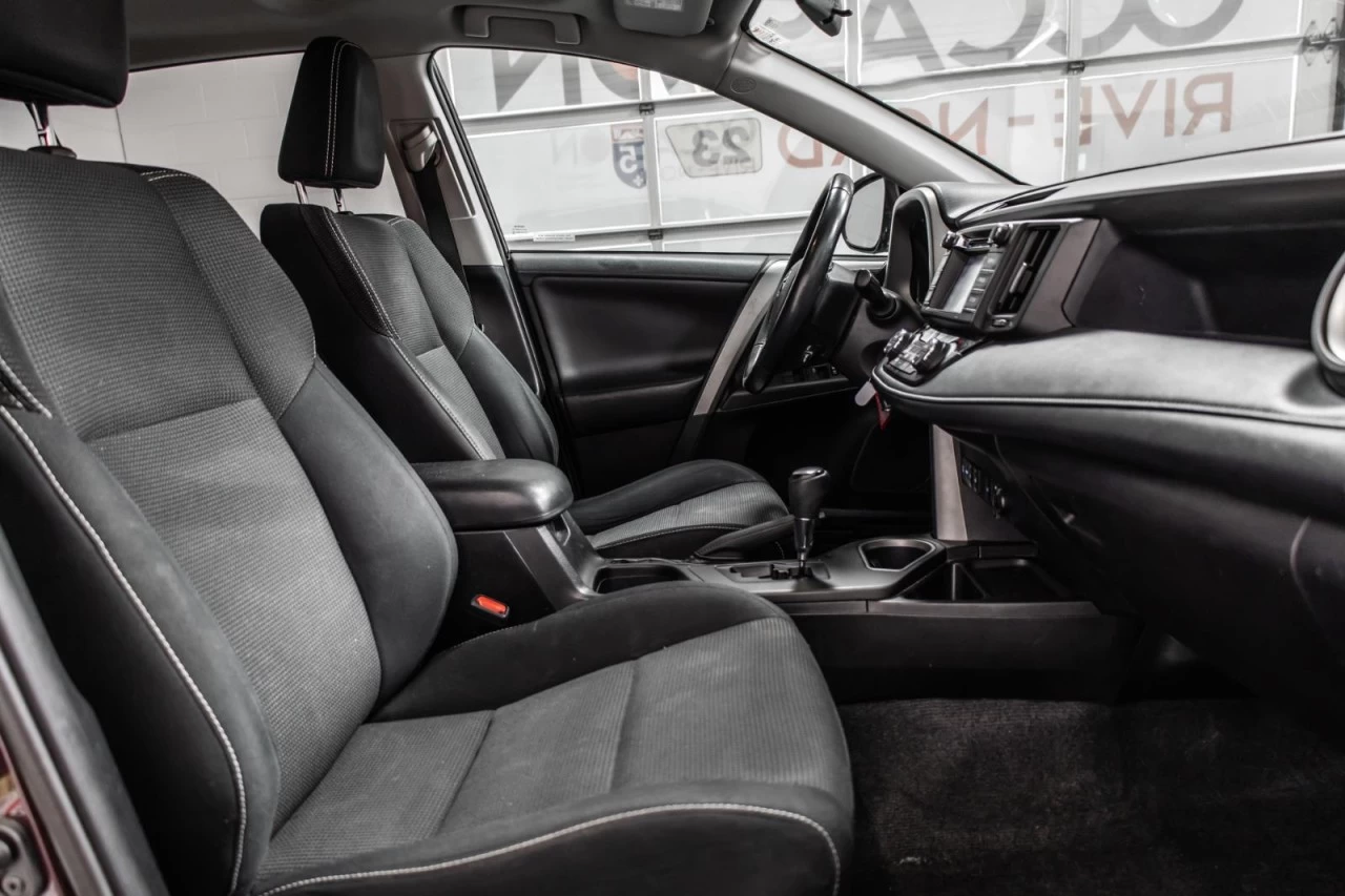 2016 Toyota RAV4 AWD XLE GARANTIE 1 AN Main Image