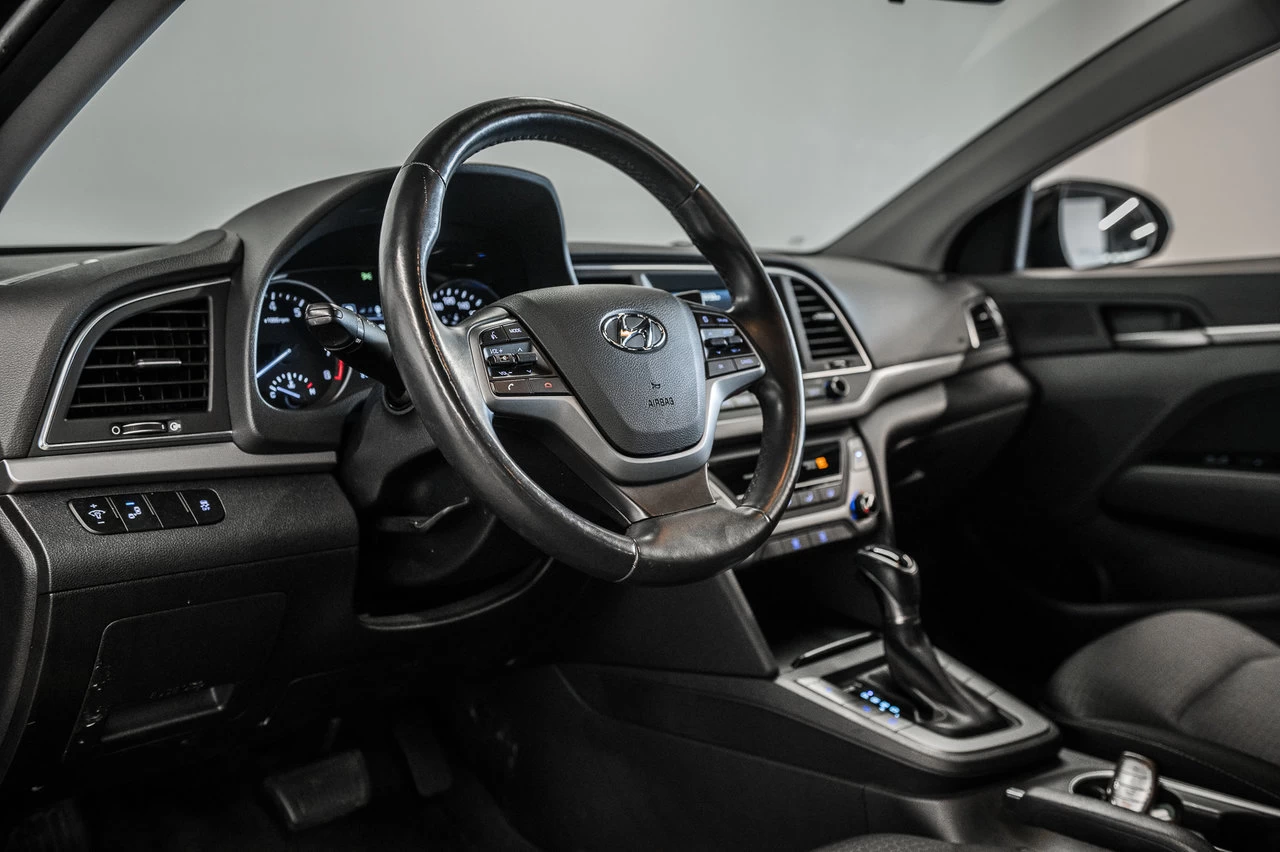 2018 Hyundai Elantra Gl Se Main Image