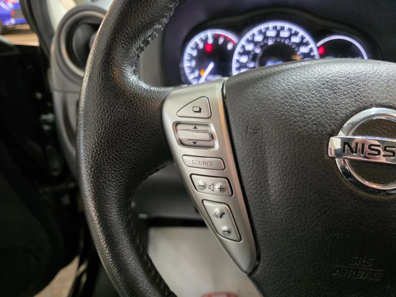 2018 Nissan Versa Note S Manual Image principale