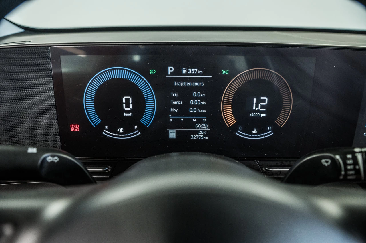 2024 Hyundai Kona Essential Main Image