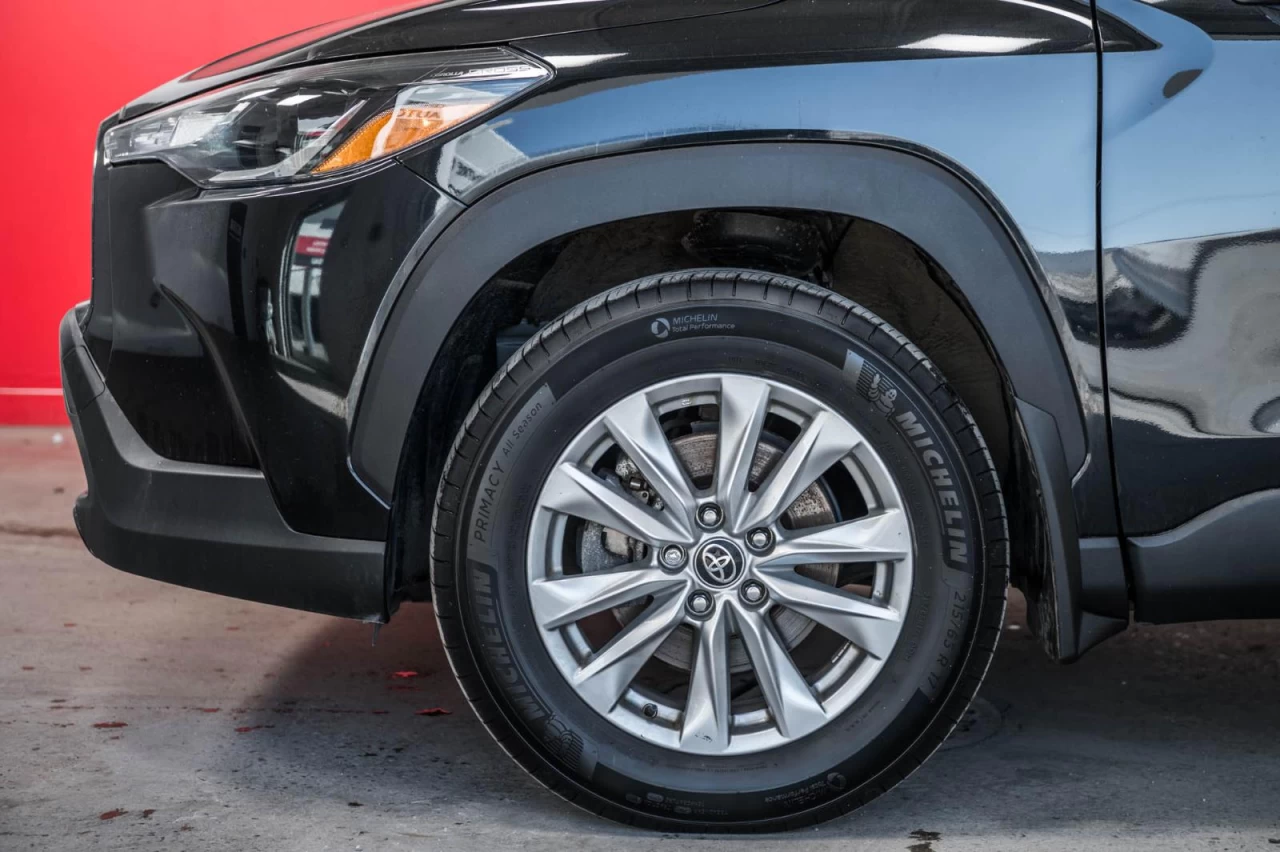 2022 Toyota Corolla Cross LE AWD+SIEGES.CHAUFF+BLUETOOTH+CARPLAY+CAM.RECUL Main Image