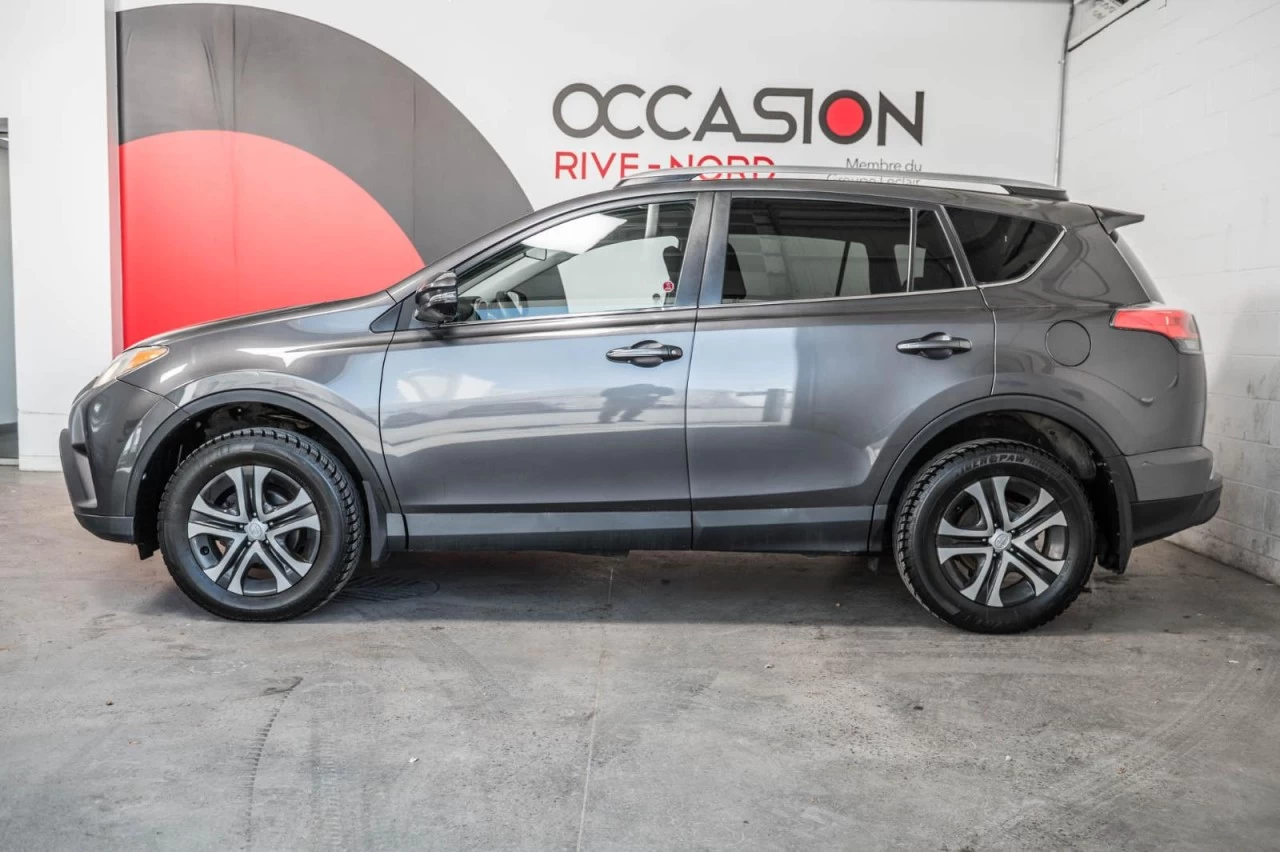2016 Toyota RAV4 LE AWD+SIEGES.CHAUFF+BLUETOOTH+CAM.RECUL+REG.VITES Main Image