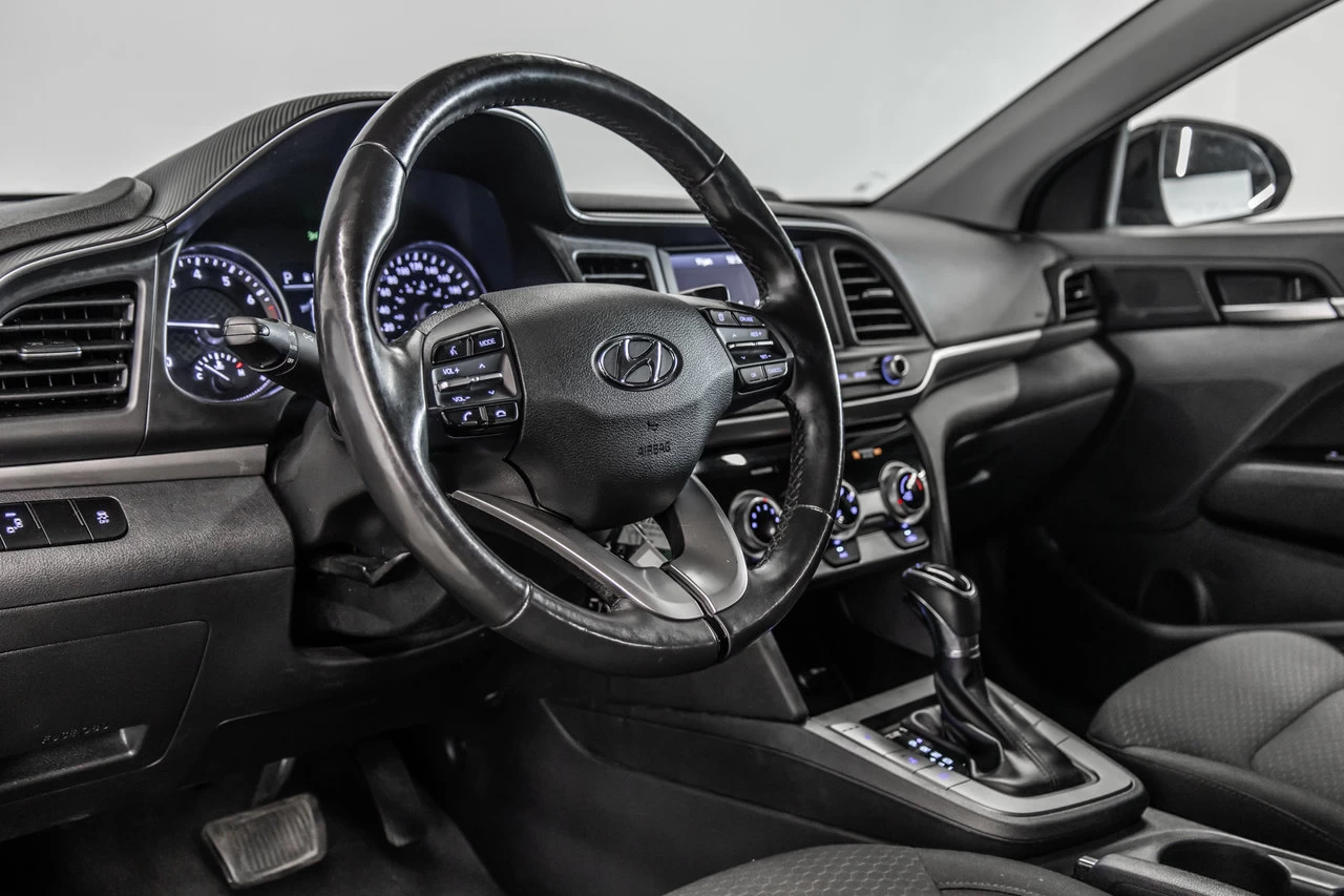 2020 Hyundai Elantra Preferred Image principale