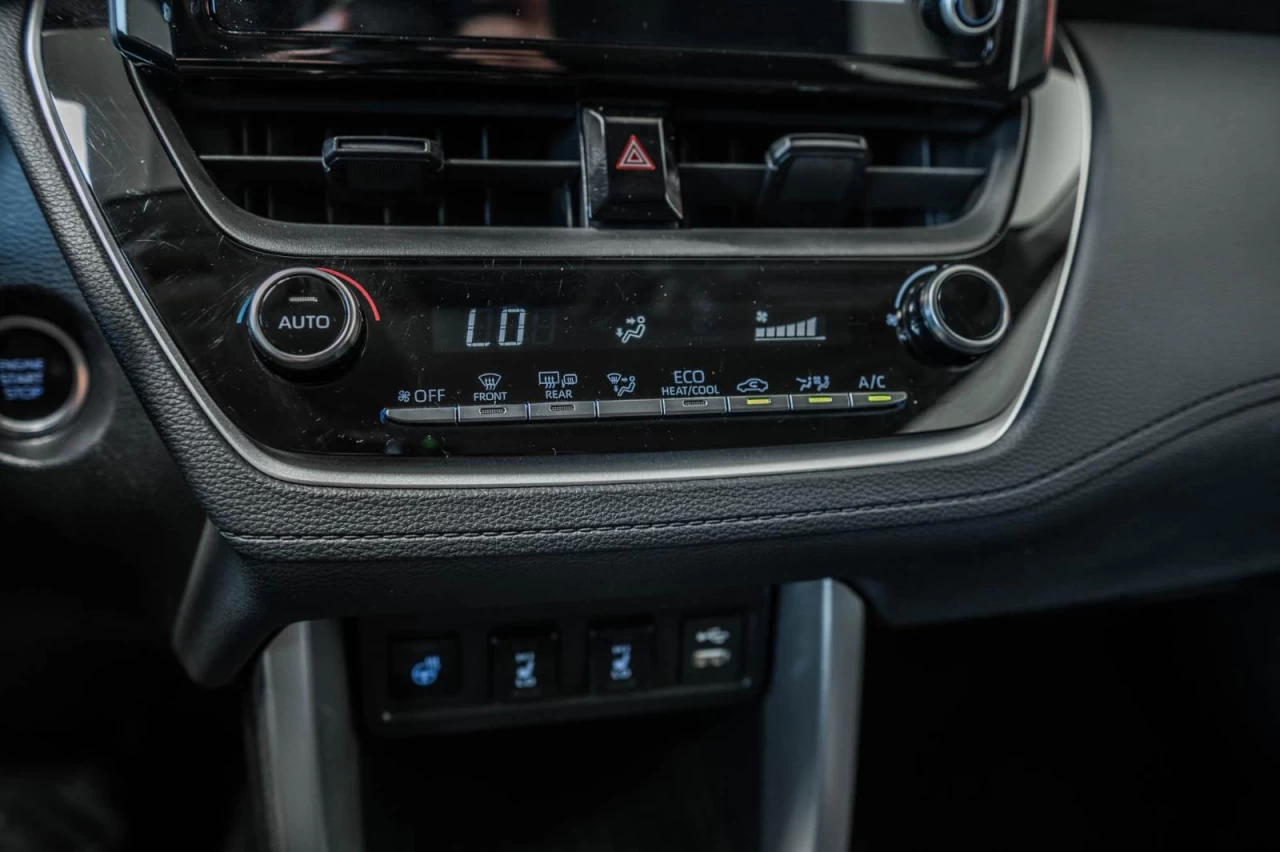 2022 Toyota Corolla Cross LE AWD+SIEGES.CHAUFF+BLUETOOTH+CARPLAY+CAM.RECUL Main Image