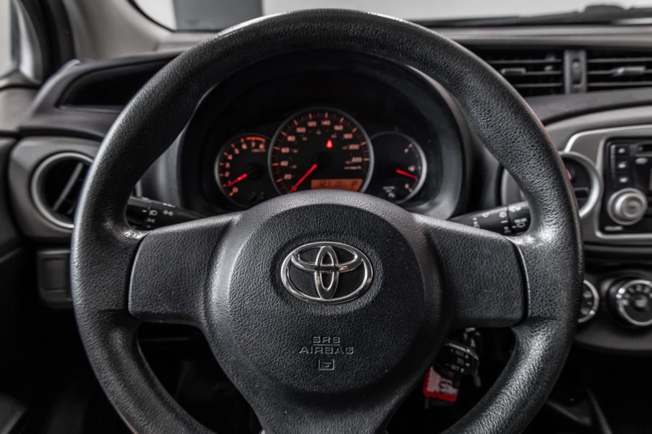 2014 Toyota Yaris Automatique hatchback Garantie 1 AN Image principale