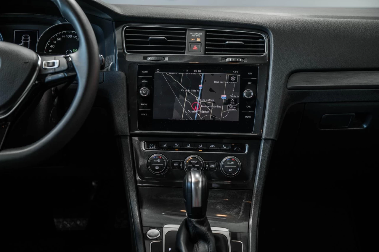 2020 Volkswagen Golf Highline 4MOTION+NAVI+TOIT.PANO+CUIR+SIEGES.CHAUFF Main Image