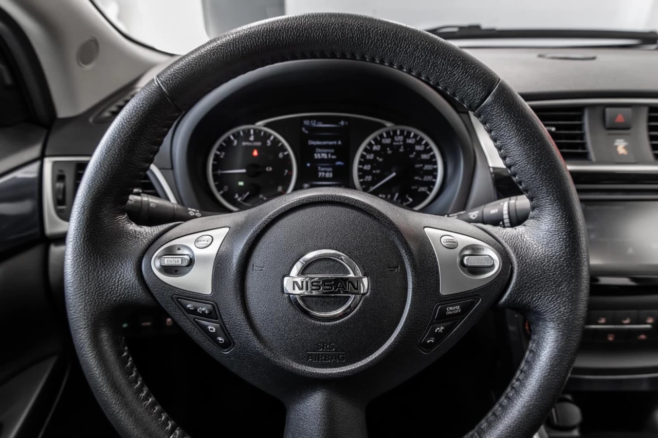 2017 Nissan Sentra SR NAVI+TOIT.OUVRANT+CUIR+SIEGES.CHAUFF+CAM.RECUL Main Image