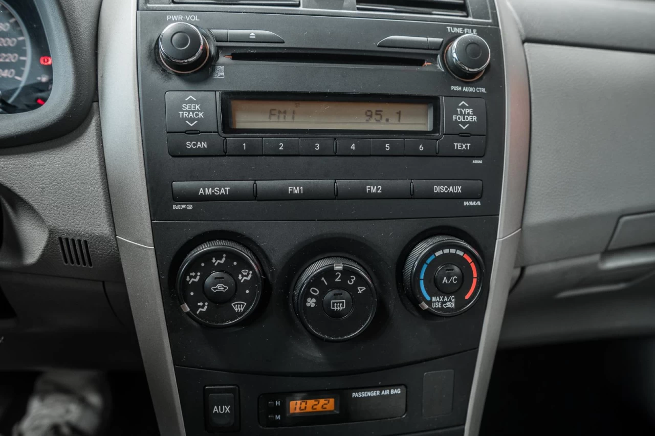 2010 Toyota Corolla Manuelle AUBAINE!!! Image principale