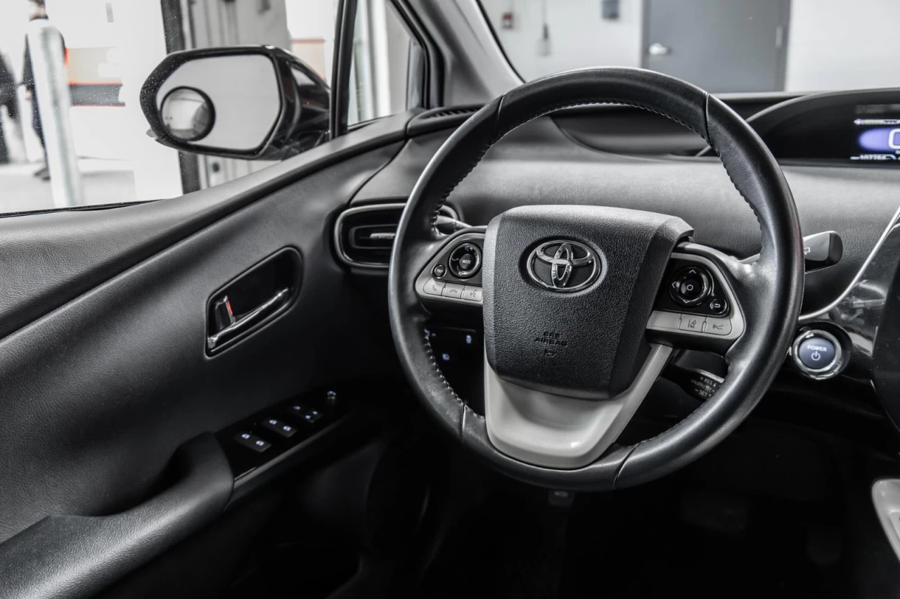 2016 Toyota Prius Hybrid NAVI+TOIT.OUVRANT+CAM.RECUL+BLUETOOTH Main Image