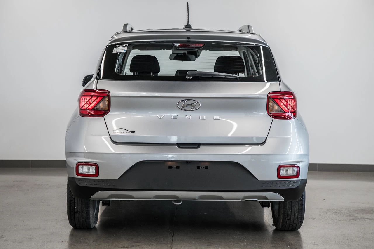 2023 Hyundai Venue Preferred Image principale