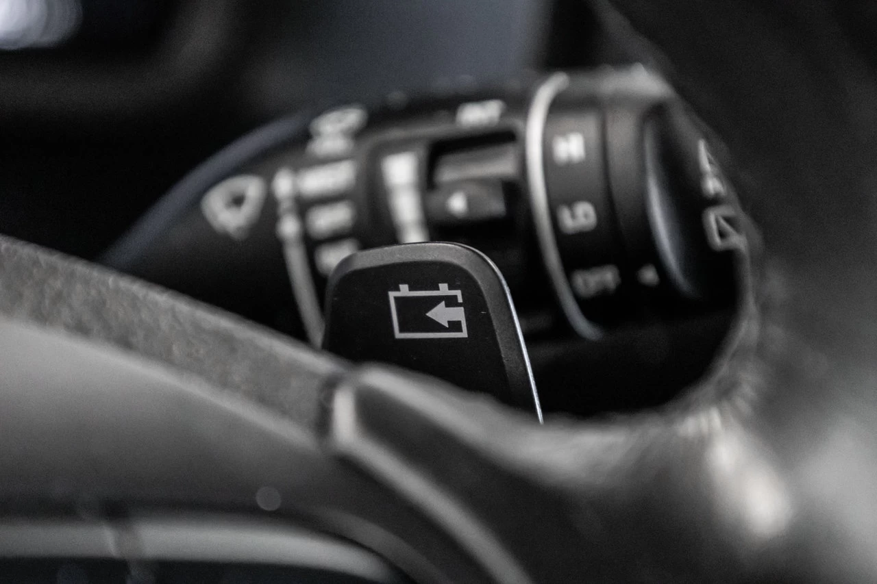 2023 Hyundai Kona electric Preferred Main Image