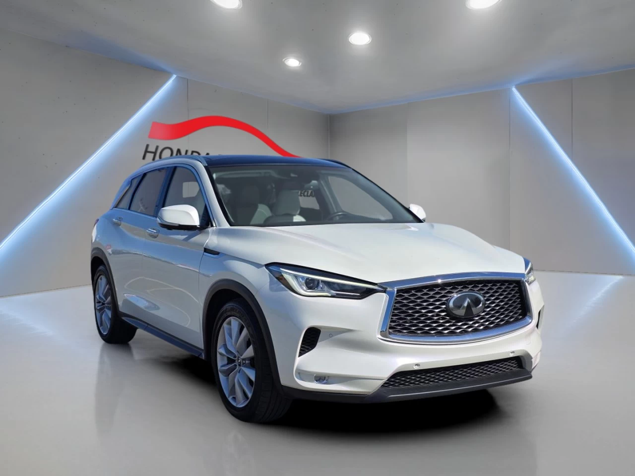 2019 Infiniti QX50 LUXE AWD Image principale