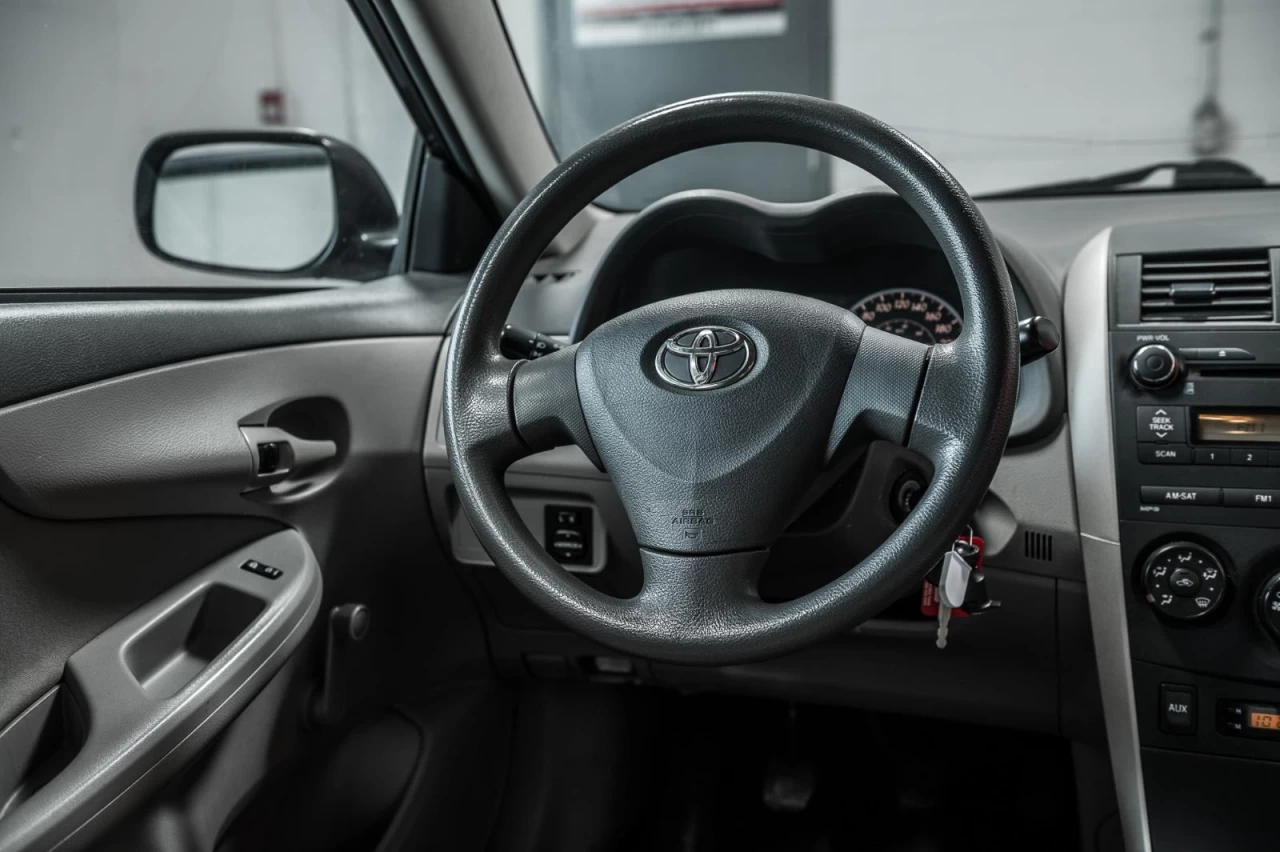 2010 Toyota Corolla Manuelle AUBAINE!!! Image principale