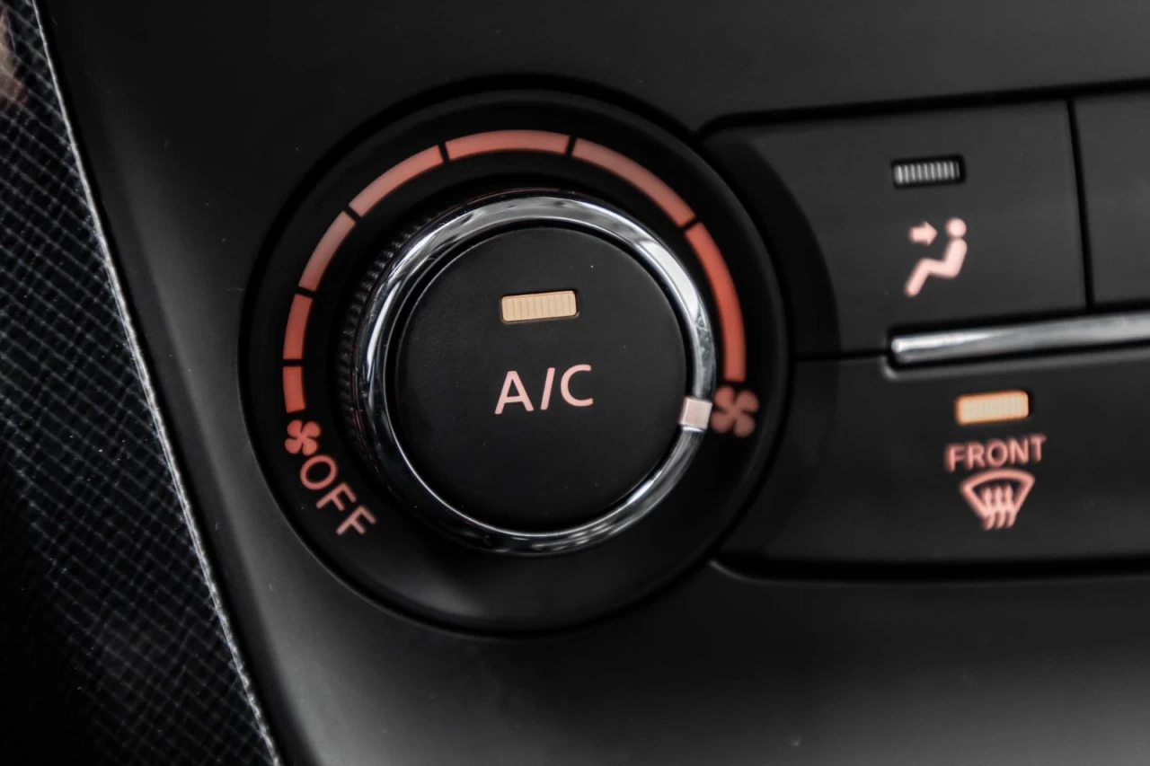 2017 Nissan Sentra SR NAVI+TOIT.OUVRANT+CUIR+SIEGES.CHAUFF+CAM.RECUL Main Image