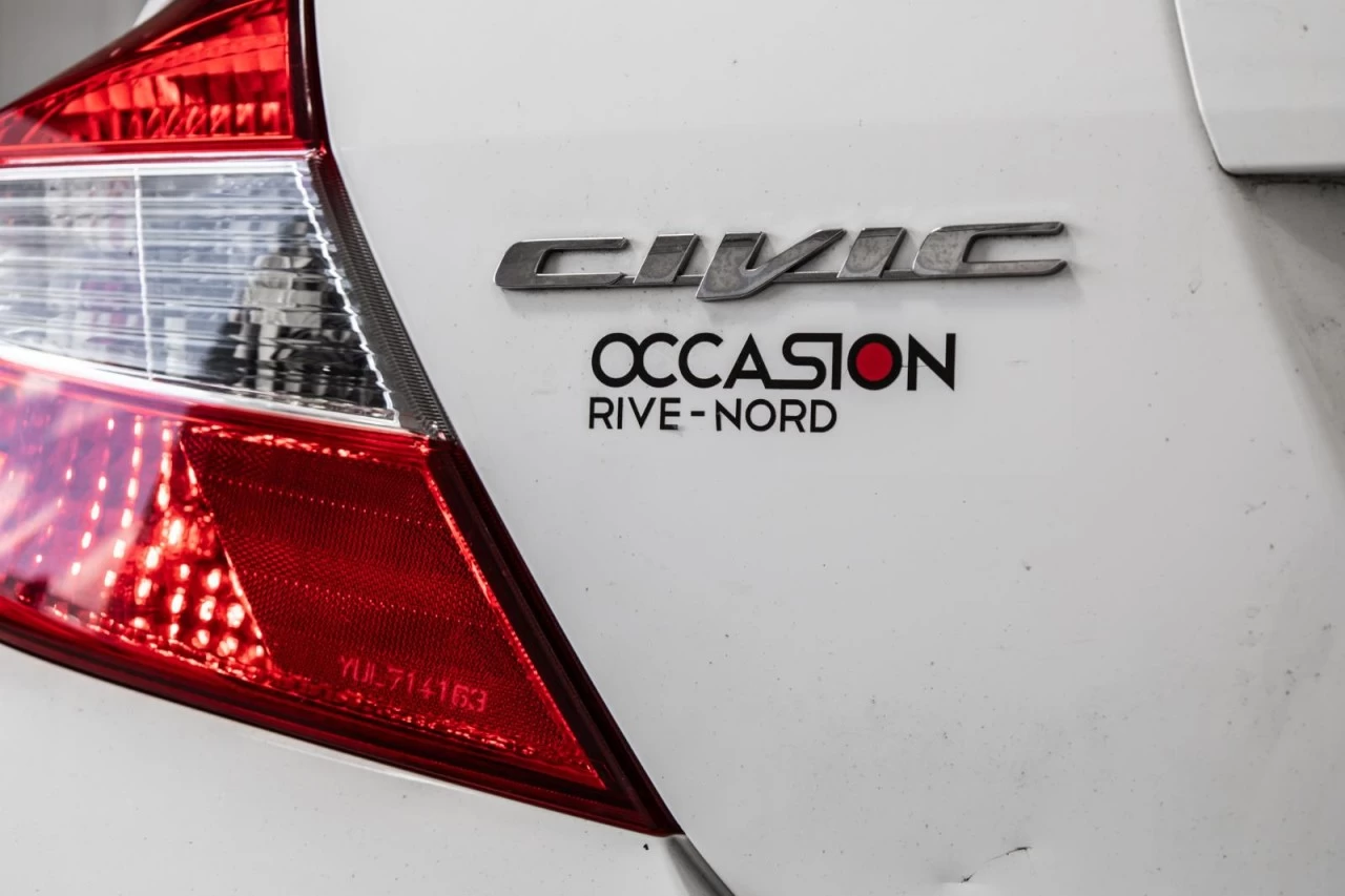 2012 Honda Civic Sedan Manuelle de base AUBAINE!!! Image principale