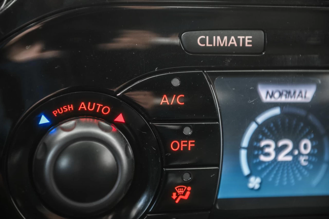 2015 Nissan Juke Automatique AWD  Garantie 1 AN Image principale