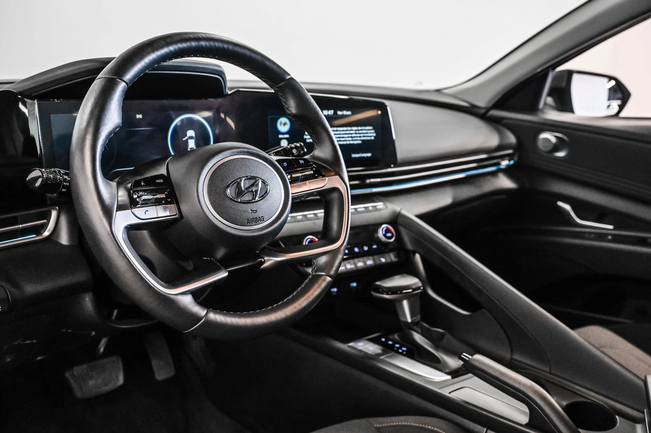 2023 Hyundai Elantra Preferred Tech Pack Main Image
