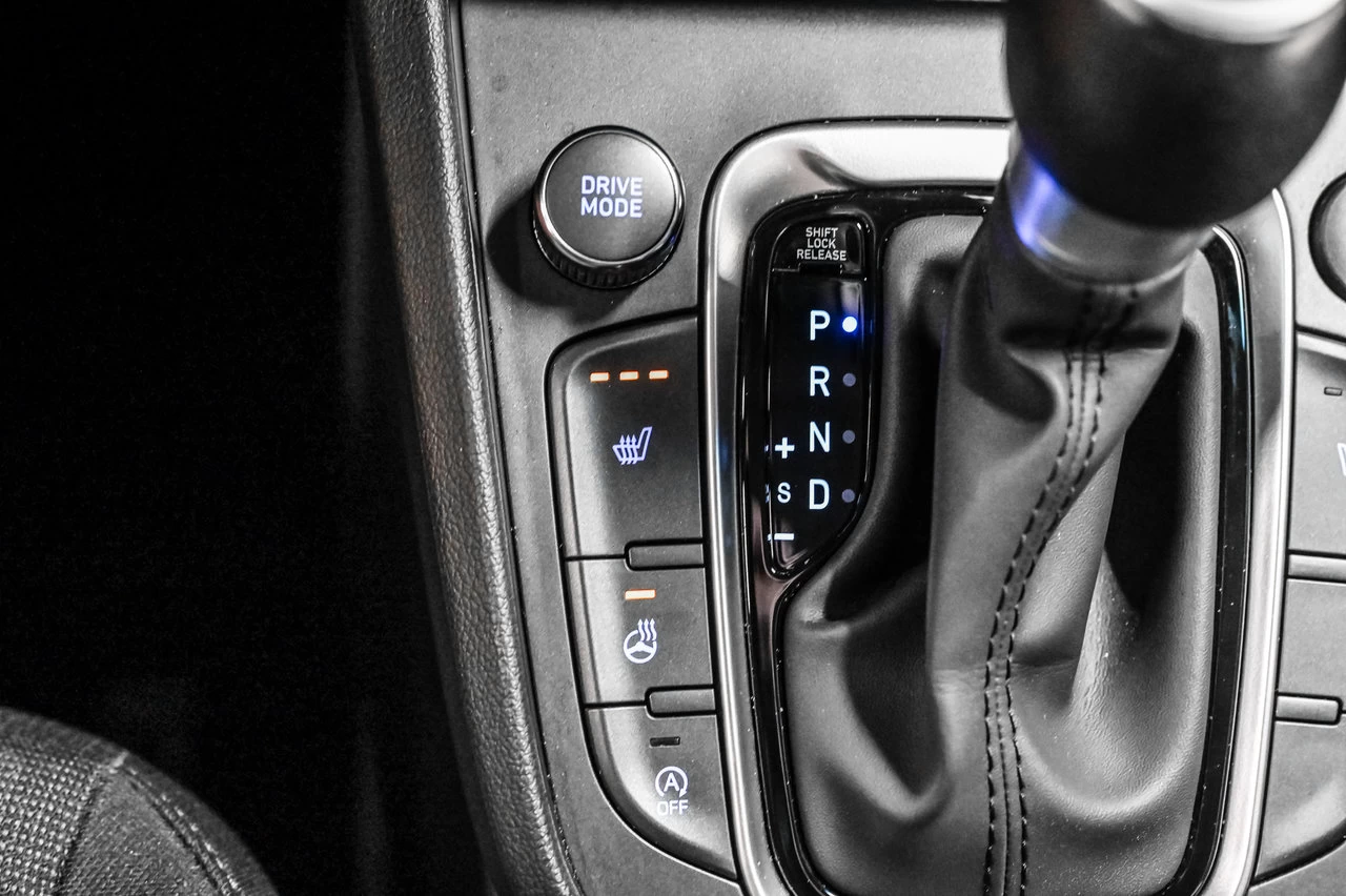 2023 Hyundai Kona Preferred Main Image