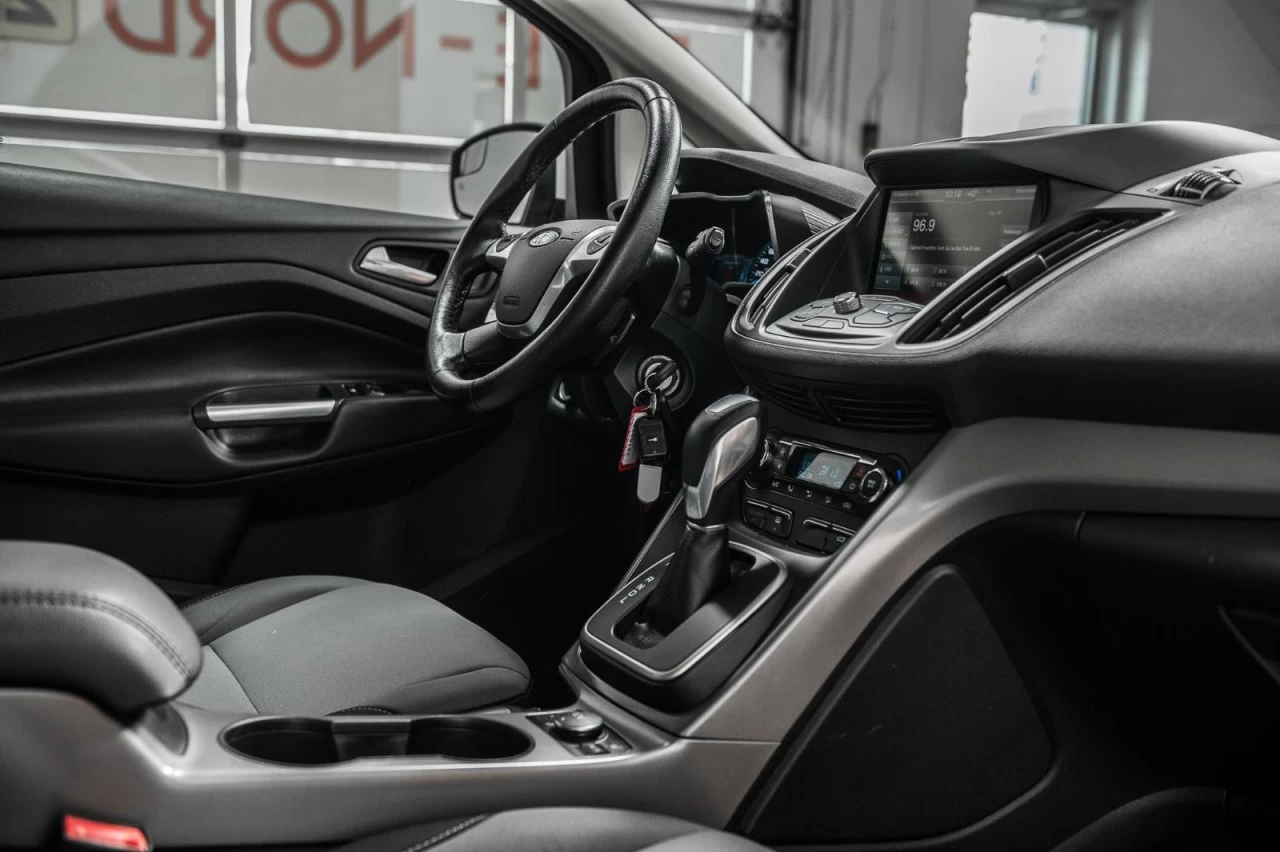 2015 Ford C-MAX SE Garantie 1 AN Main Image