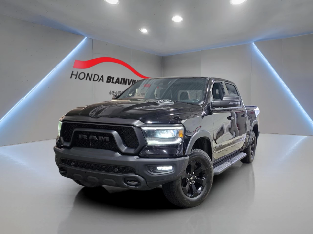 2022 RAM 1500 Rebel 4x4 Crew Cab 5'7" Box Image principale