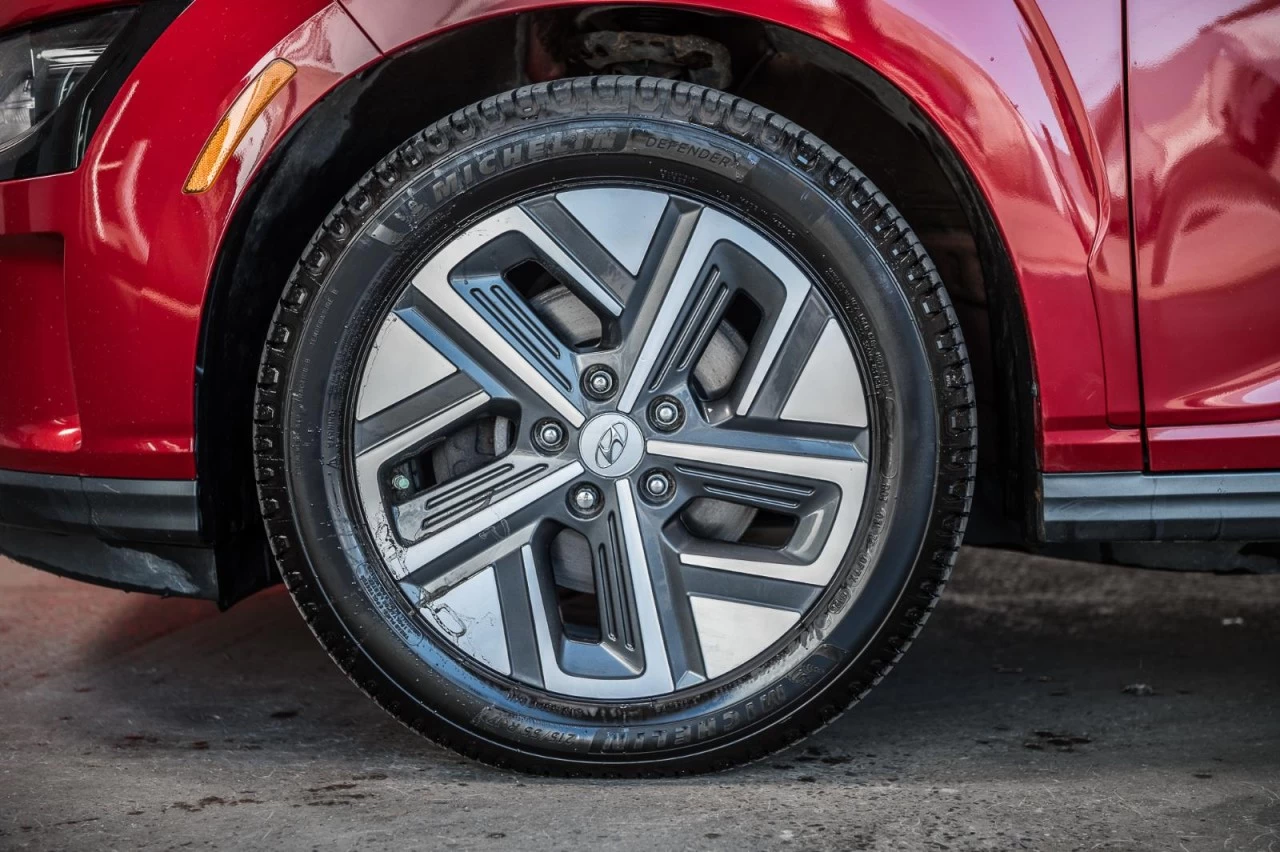 2022 Hyundai Kona Electric PreferredTwo-Tone MAGS+SIEGES.CHAUFFANTS Main Image