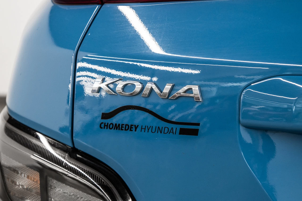 2022 Hyundai Kona Essential Awd Main Image