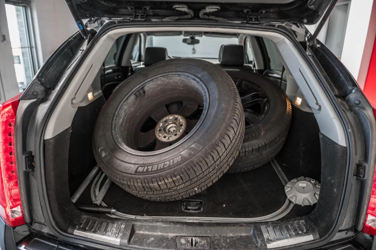 2014 Cadillac SRX AWD Luxury Garantie 1 AN Image principale